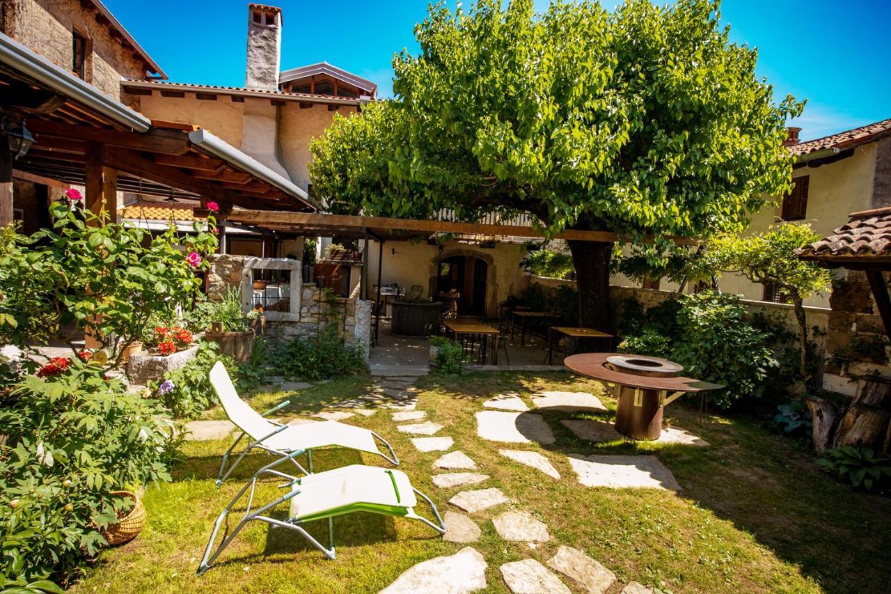Toncevi Eco Estate Hotel Branik Bagian luar foto