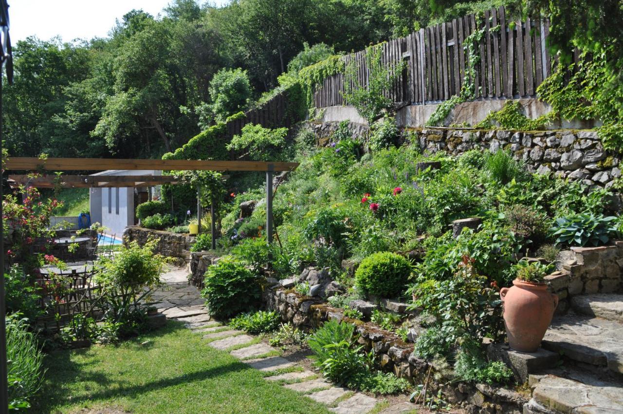 Toncevi Eco Estate Hotel Branik Bagian luar foto